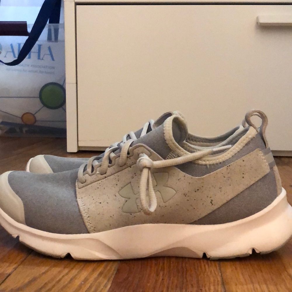 Under Armor Sneakers